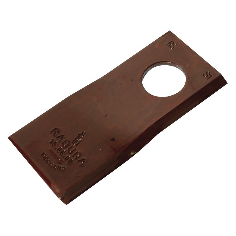 Mower Blade - Twisted blade, top edge sharp & parallel -  90 x 40x3mm - Hole⌀19mm  - LH -  Replacement for Welger
 - S.105707 - Massey Tractor Parts