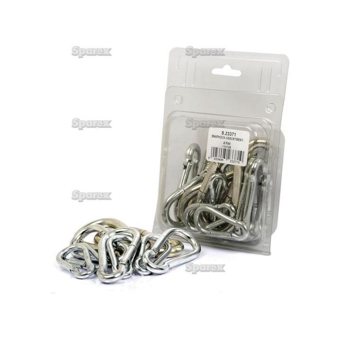 A plastic package containing several metal chain links, branded Sparex Snap Hook (Hook Ø6 - 10mm x 60-100mm), is displayed beside a pile of additional identical metal chain links.