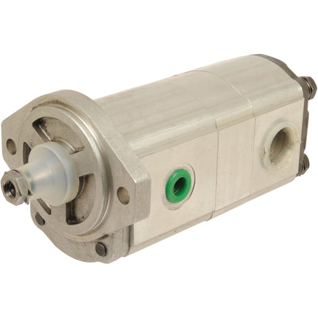 The Tandem Hydraulic Pump - S.44124 from Sparex, featuring a cylindrical shape, green port, and visible bolts on the ends, ensures robust performance.